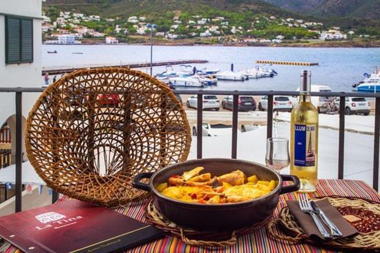 Hostal La Tina El Port De La Selva Ngoại thất bức ảnh